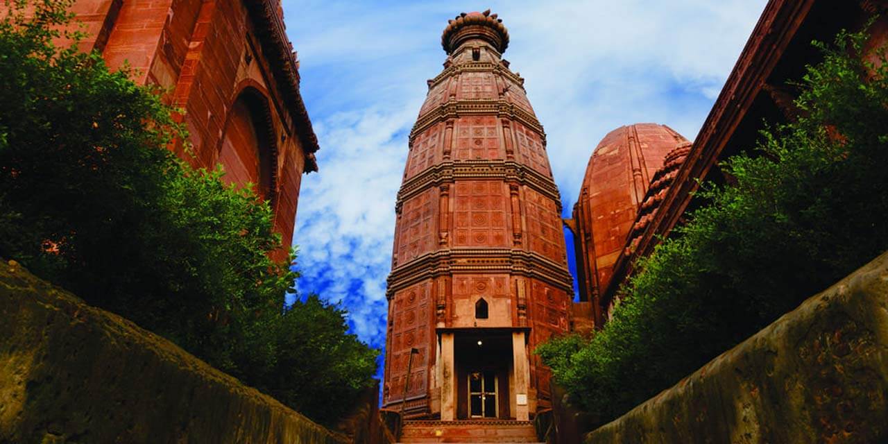 Shri Radha Madan Mohan Ji Temple, Vrindavan