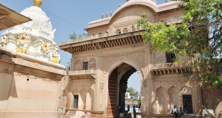 Rangji Temple Vrindavan (Timings, History, Entry Fee, Images, Aarti ...